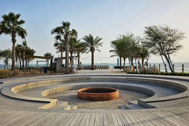 What to Expect at Bab Al Nojoum Hudayriyat - Glamping to Luxury Villas