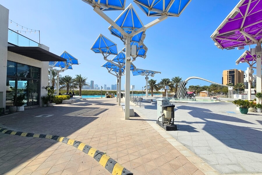 dining on the waterfront promenade reem central park